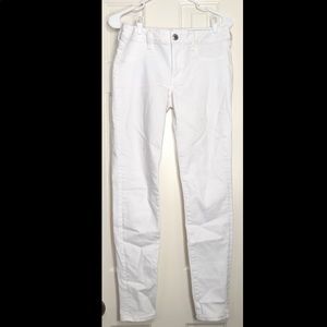 White AEO SuperStretch Jeans